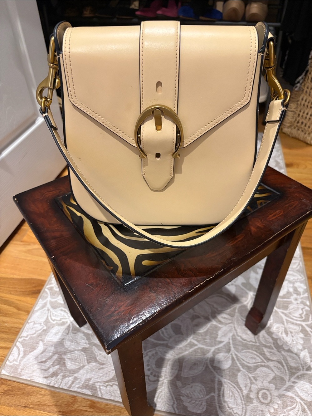 Etienne Aigner Cream Leather Crossbody with Gold Buckle - Picture 12 of 14